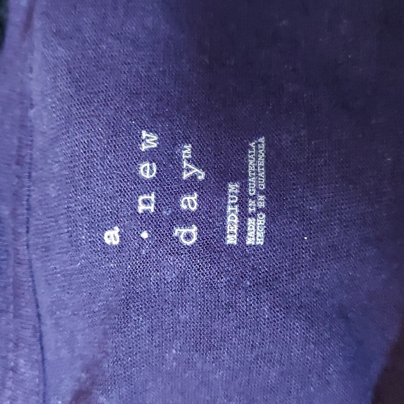 🍓 5/$5 • A New Day - Picture 3 of 3